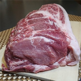 茨城県産豚肉肩ロースブロック　約2.0kg